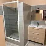 Hébergement de vacances La Roseraie *